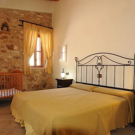 Holiday home Finca Can Tort