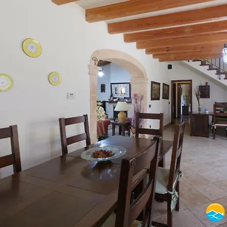 Holiday home Finca Can Tort